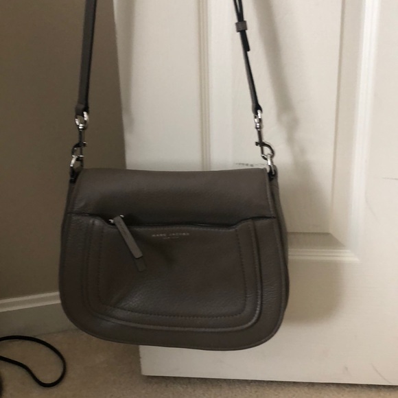 marc jacobs empire city leather crossbody